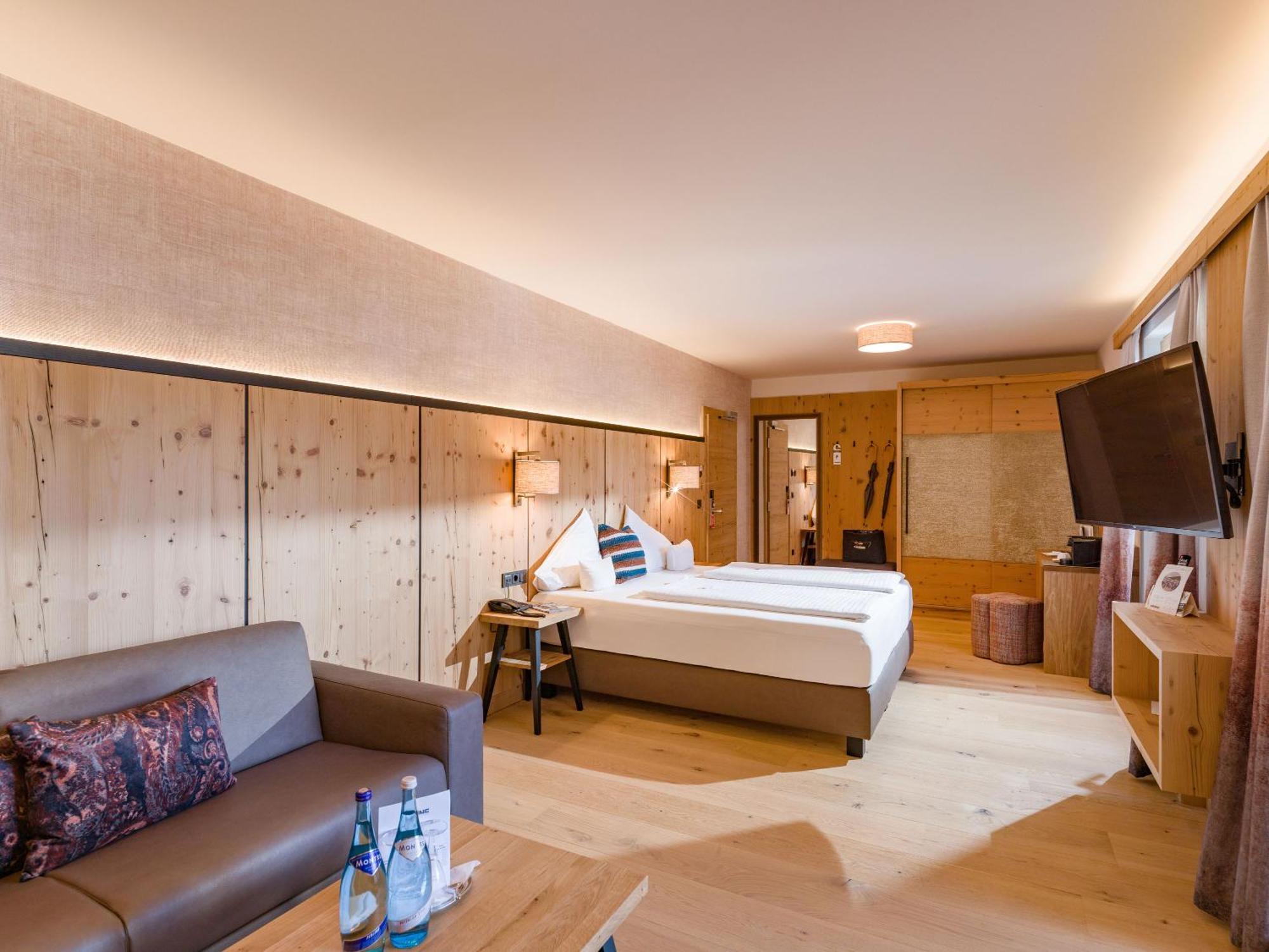 Hotel & Spa Sonne 4 Sterne Superior Kirchberg in Tirol Zewnętrze zdjęcie
